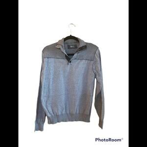 Men’s BKE (Buckle) Gray Sweat Top. Sz. M